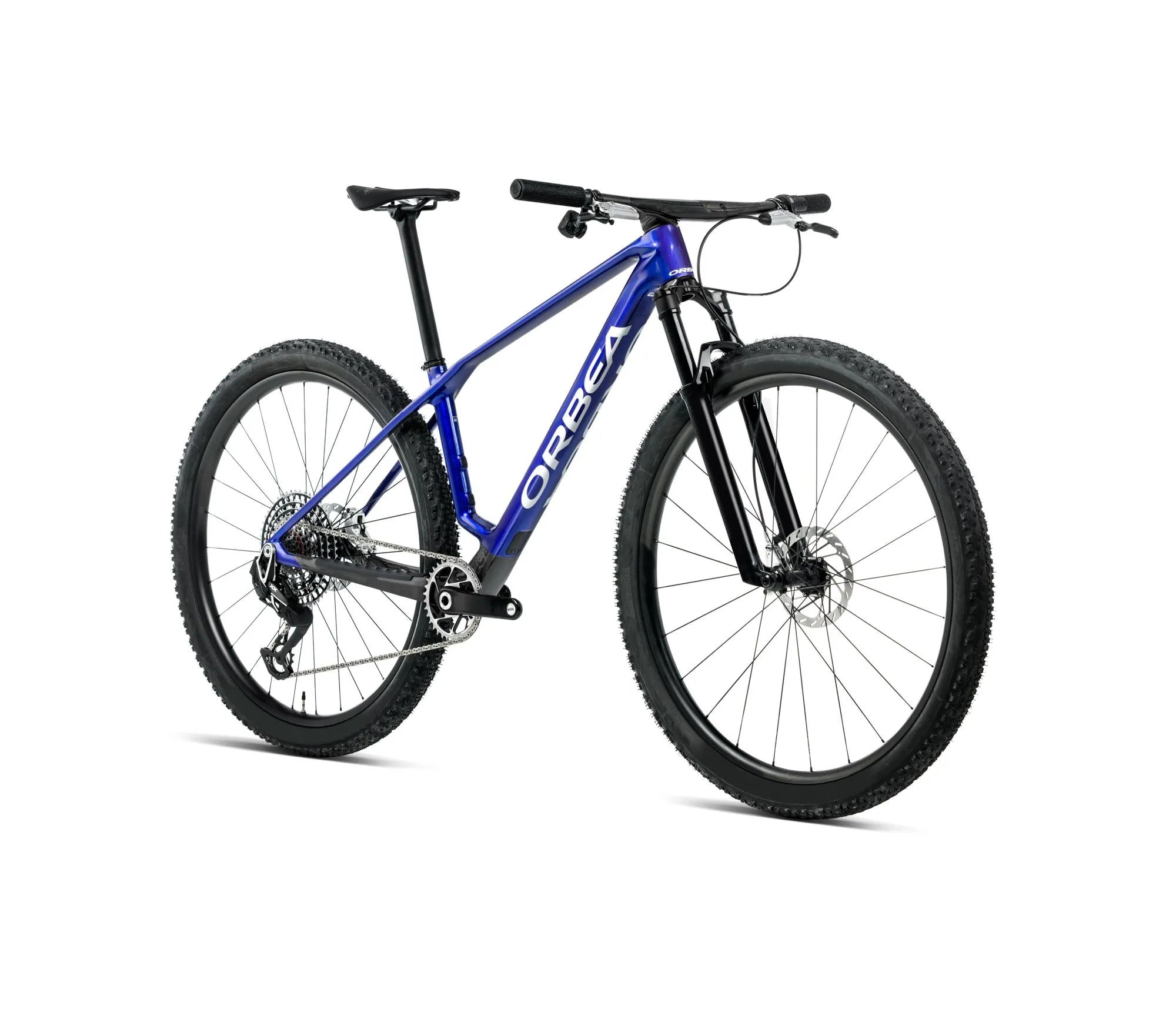T218TTCC-F8-FRONT-ALMA_MLTD